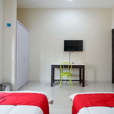 Reddoorz Syariah Near Rsud Margono Purwokerto Hotel Exterior photo