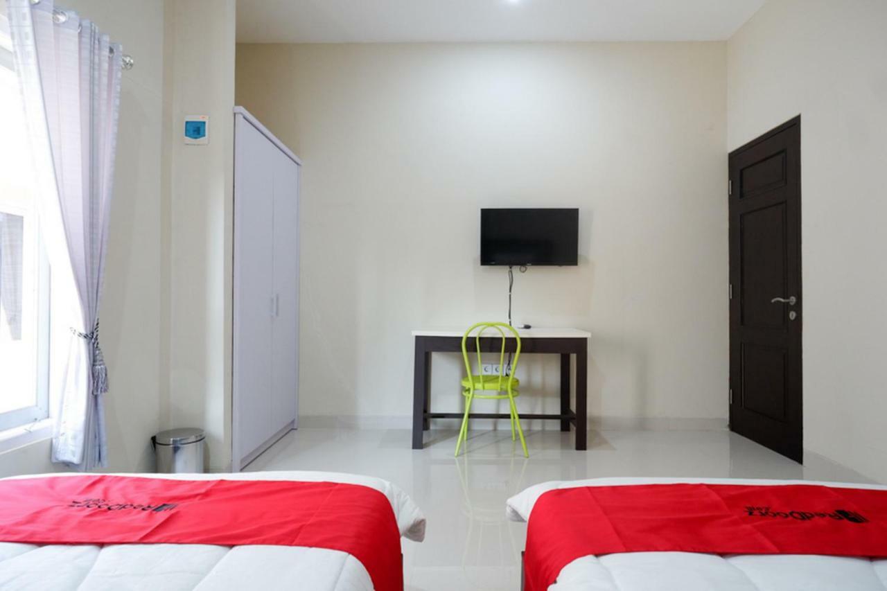 Reddoorz Syariah Near Rsud Margono Purwokerto Hotel Exterior photo