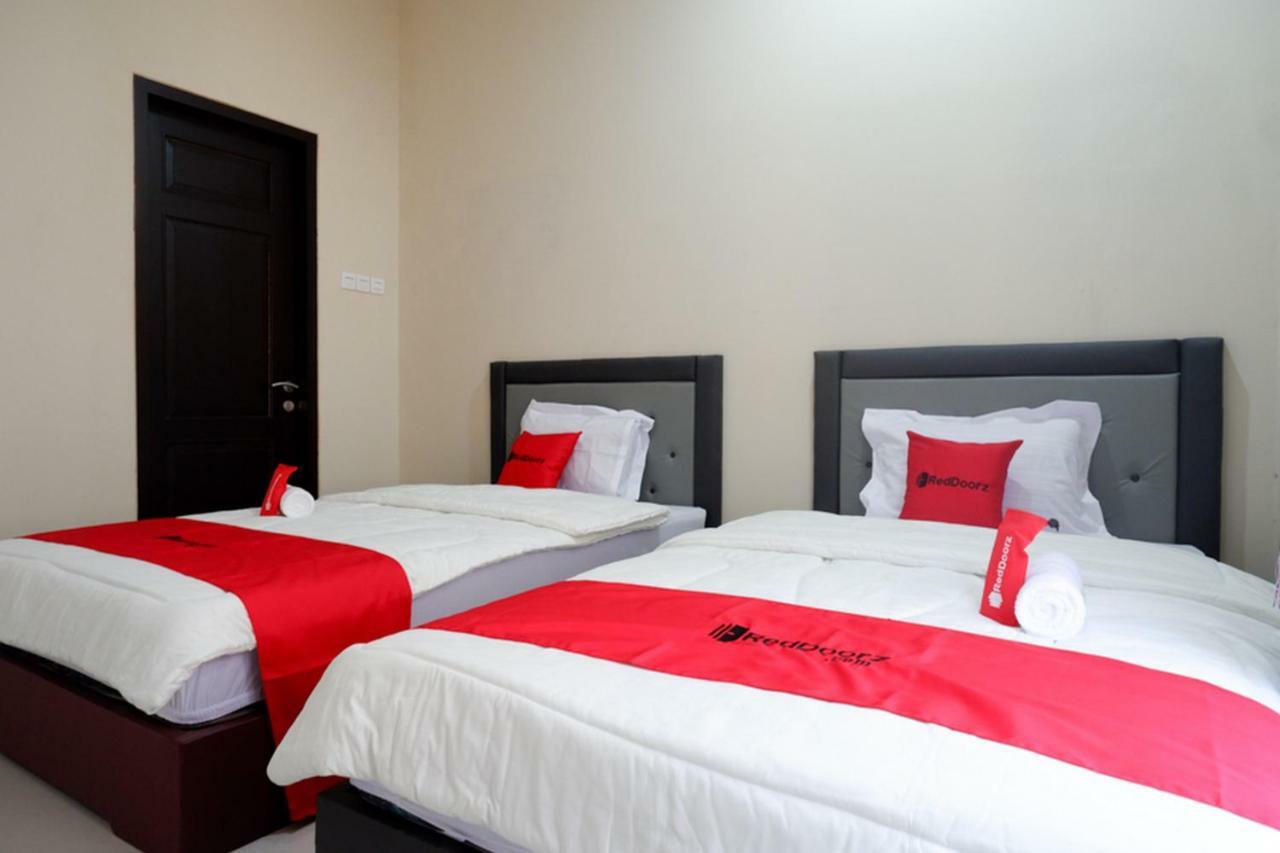Reddoorz Syariah Near Rsud Margono Purwokerto Hotel Exterior photo